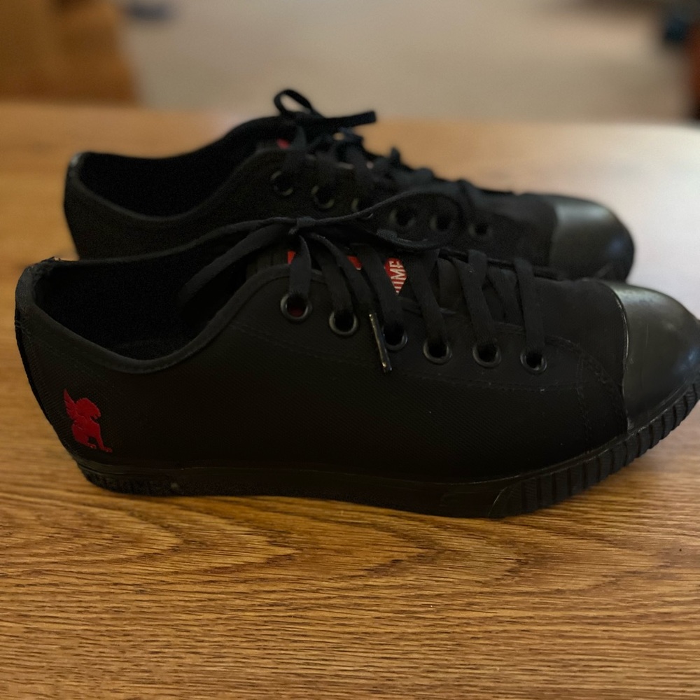 CHROME SIZE 9 SPD MENS SHOE.